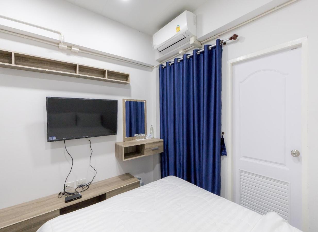 Middleway House Bangkok Hotel Buitenkant foto